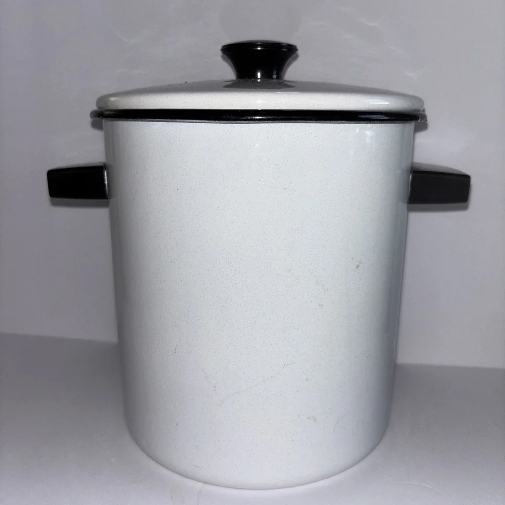 N/A vintage enamel